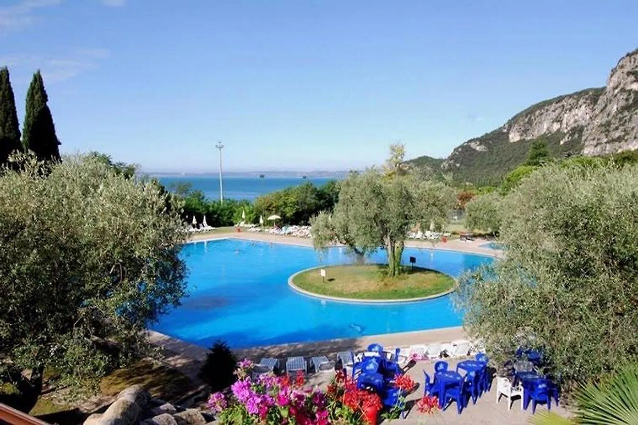 Hotel Marco Polo Garda  3*, Garda (Verona) Italien