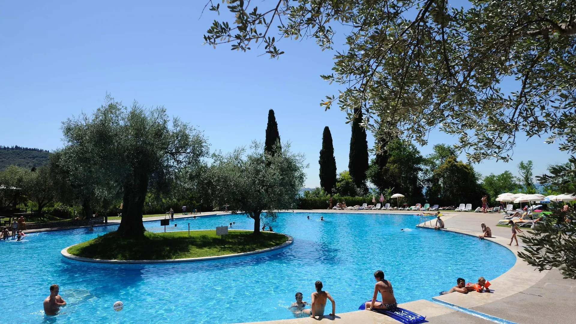 Hotel Marco Polo Garda  3*, Garda (Verona)