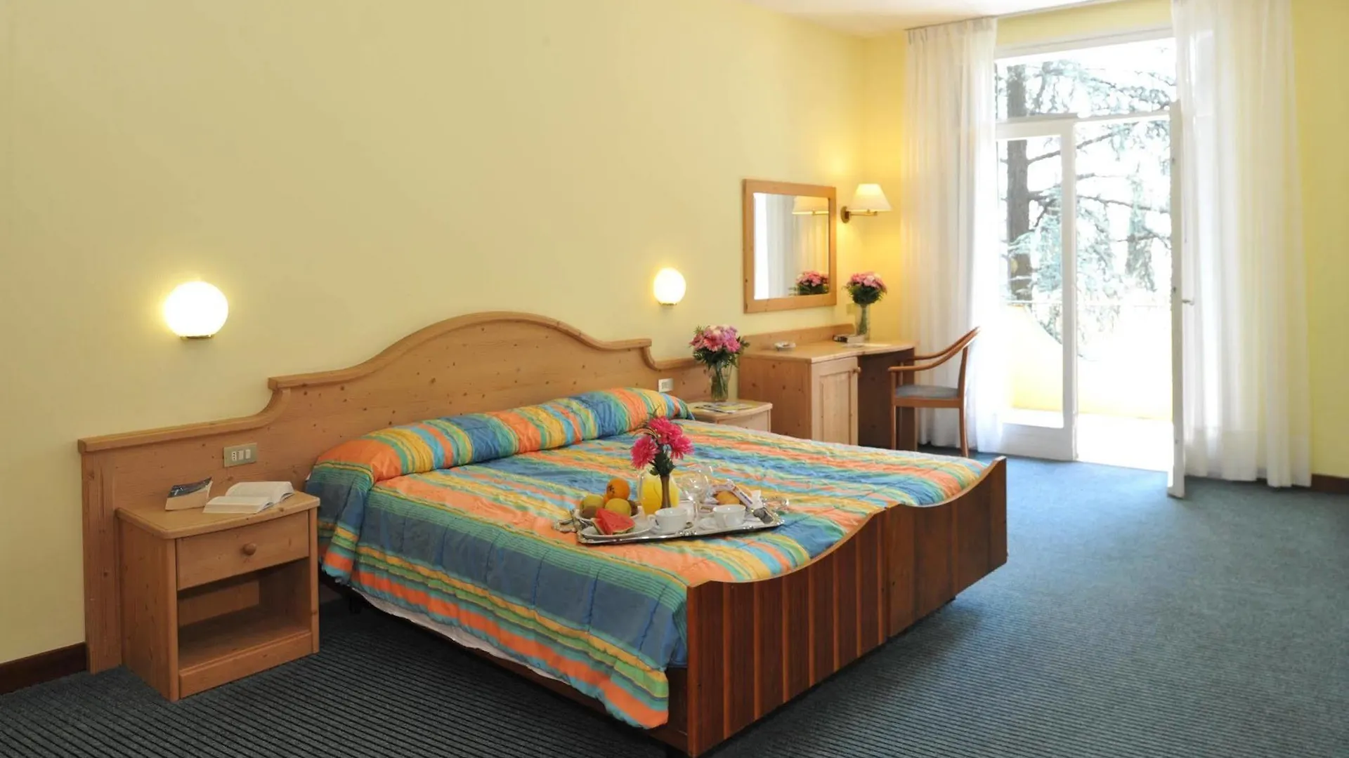 Hotel Marco Polo Garda   Garda (Verona)